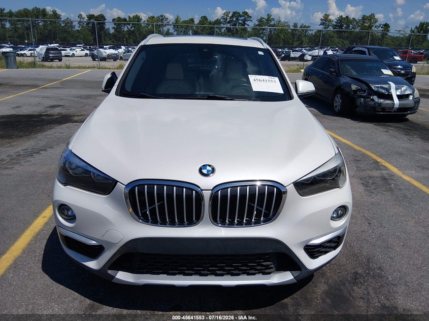 BMW X1 - zdjęcie 6