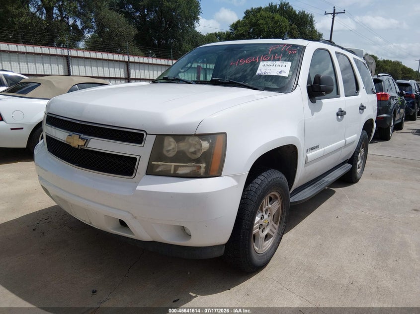 2007 Chevrolet Tahoe, Удар ззаду, IAAI, VIN 1GNFC13087R408861 — фото 2