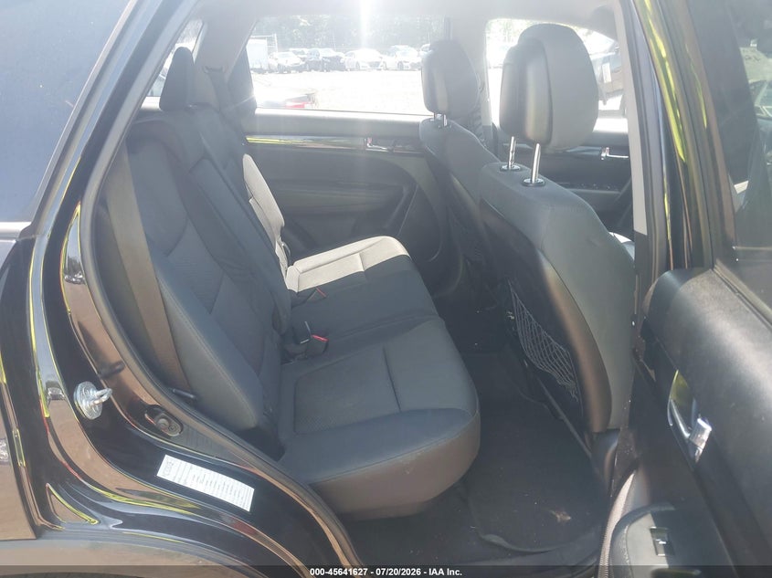 2013 Kia Sorento Lx V6 VIN: 5XYKTDA23DG327600 Lot: 45641627