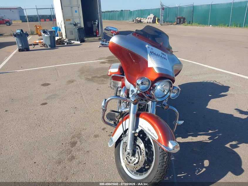 2000 Harley-Davidson Flhtcui VIN: LOT-1-45641640 Lot: 45641640