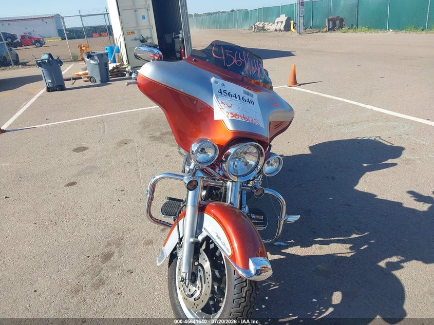 2000 HARLEY-DAVIDSON FLHTCUI auction photo 6