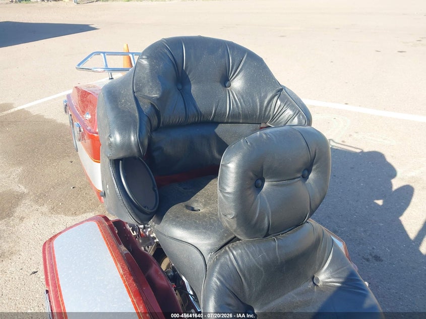 2000 HARLEY-DAVIDSON FLHTCUI auction photo 8
