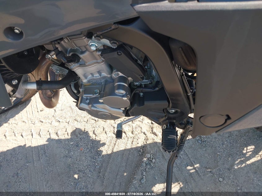 SUZUKI DR-Z400 2025