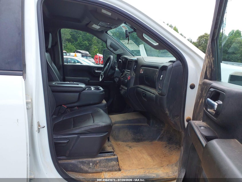 2021 CHEVROLET SILVERADO 3500HD CHASSIS auction photo 5