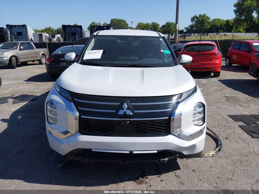 2026 Mitsubishi Outlander Es 2.5 2Wd VIN: JA4J3UAB5TZ014599 Lot: 45641672