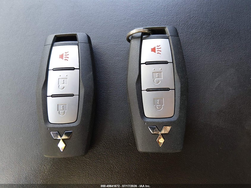 2026 Mitsubishi Outlander Es 2.5 2Wd VIN: JA4J3UAB5TZ014599 Lot: 45641672
