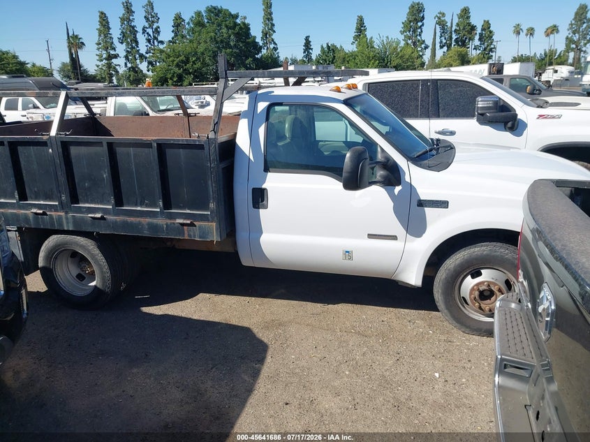 2005 Ford F-350 Xl/Xlt VIN: 1FDWF36P55EC75447 Lot: 45641686