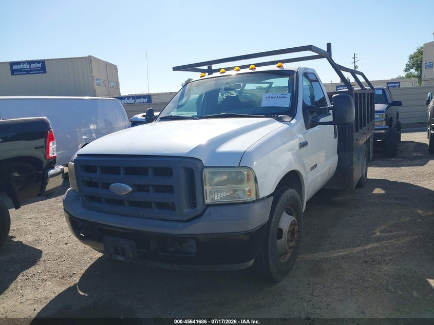 2005 Ford F-350 Xl/Xlt 1FDWF36P55EC75447 photo 1
