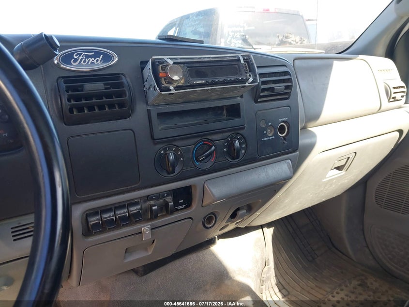 2005 Ford F-350 Xl/Xlt VIN: 1FDWF36P55EC75447 Lot: 45641686