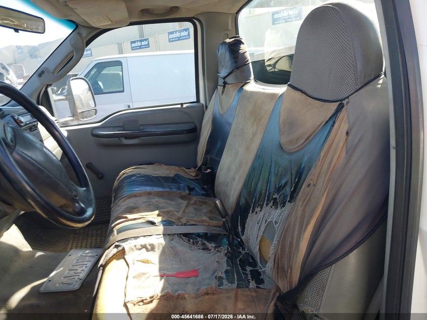 2005 Ford F-350 Xl/Xlt VIN: 1FDWF36P55EC75447 Lot: 45641686
