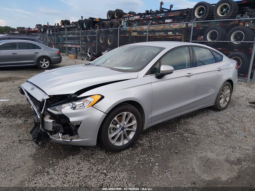 2019 FORD FUSION auction photo 2