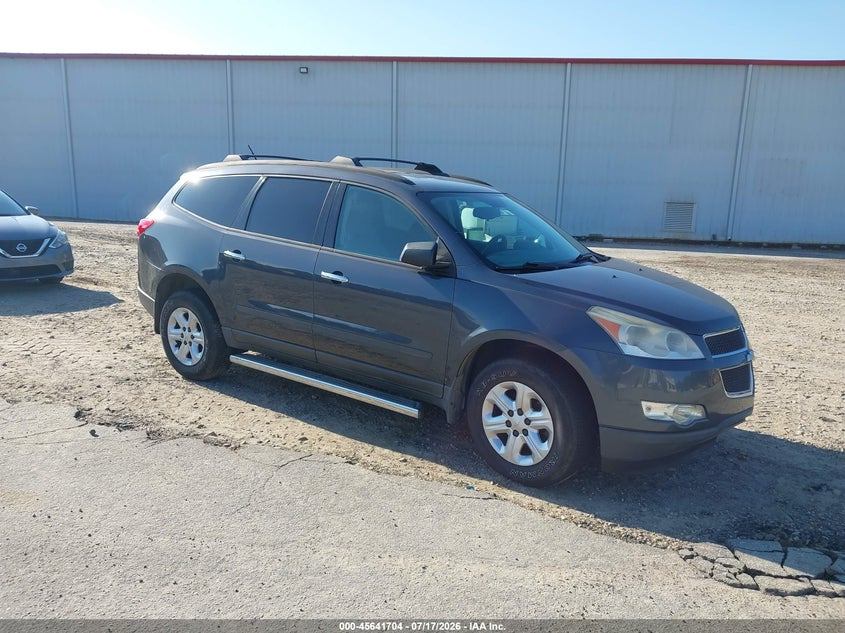 Vin: 1gnkrfed2cj287926, lot: 46140227, chevrolet traverse ls 2012 img_1