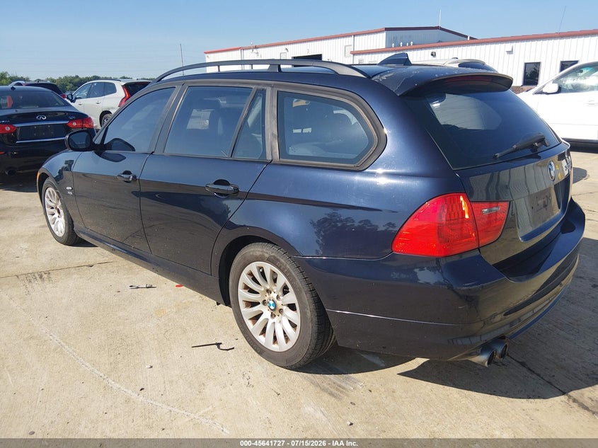 2009 BMW 328I auction photo 3