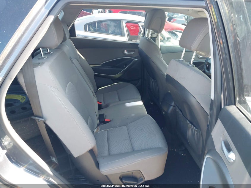 2017 HYUNDAI SANTA FE auction photo 8