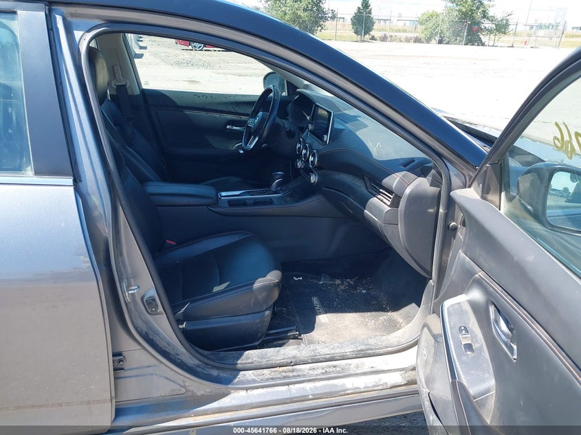 2022 NISSAN SENTRA auction photo 5