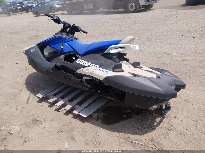 2025 SEADOO SPARK auction photo 3