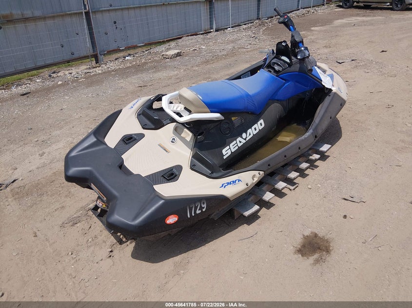 2025 SEADOO SPARK auction photo 4