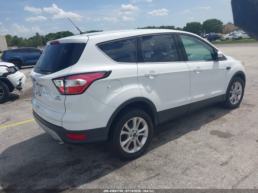 AtlanticExpress - Ford Escape