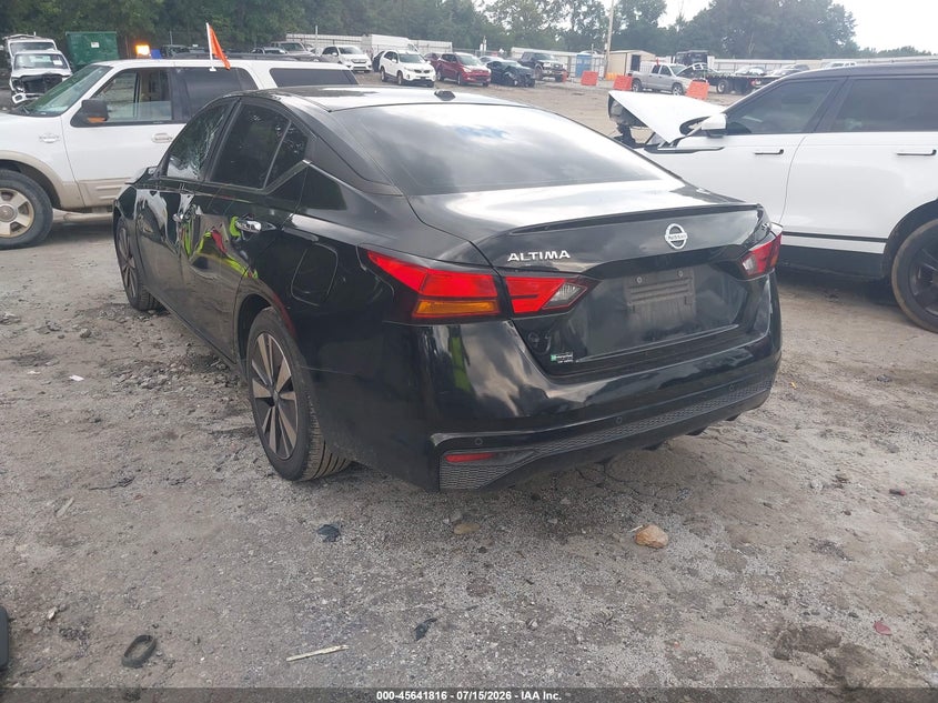 2022 NISSAN ALTIMA auction photo 3