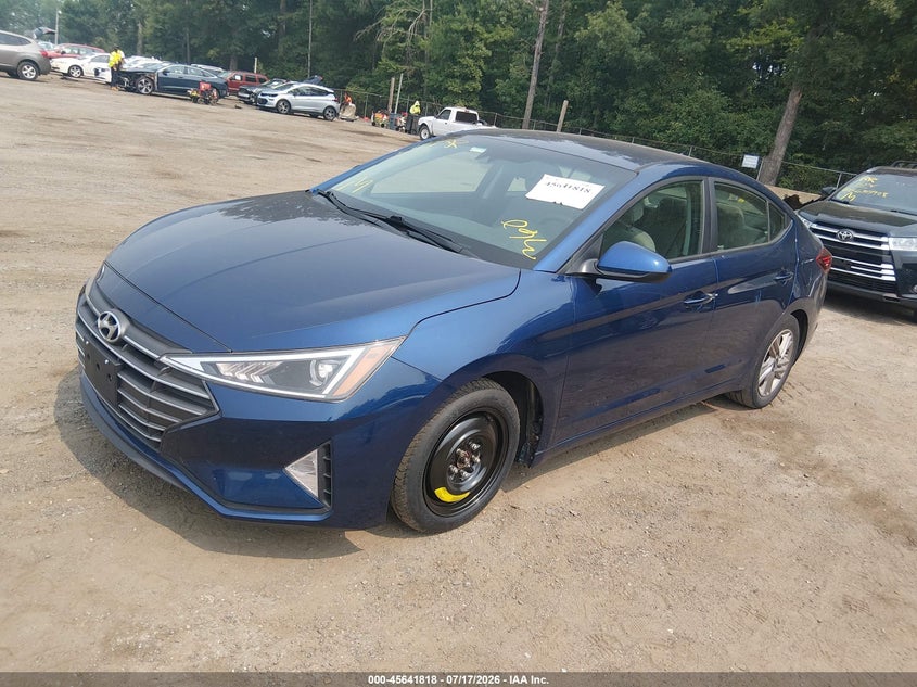 2019 HYUNDAI ELANTRA auction photo 2