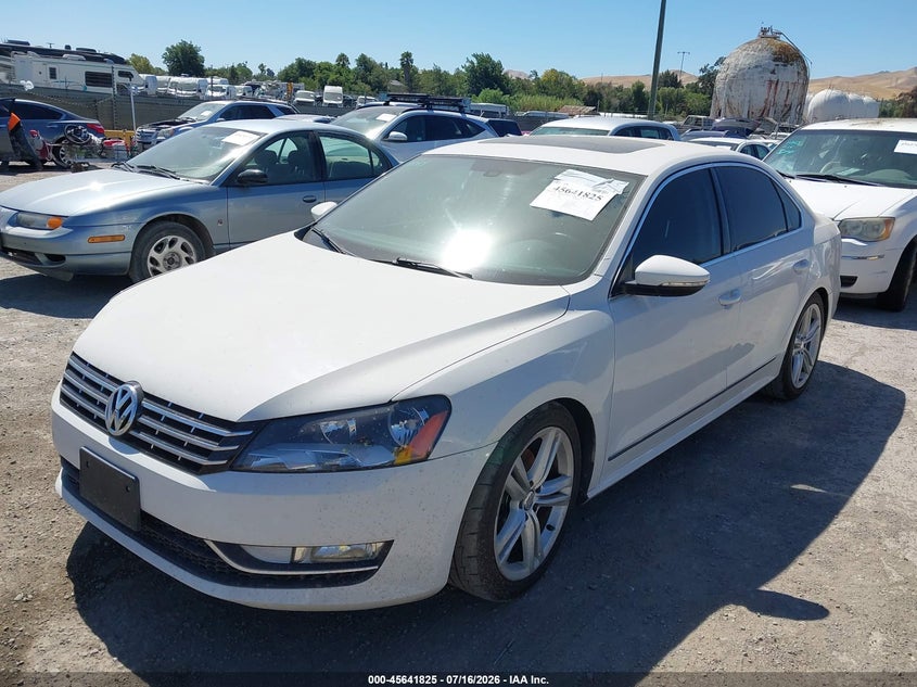 2012 Volkswagen Passat 3.6L V6 Sel Premium VIN: 1VWCM7A30CC001460 Lot: 45641825