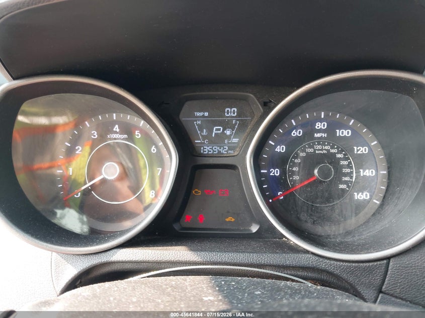 2016 HYUNDAI ELANTRA auction photo 7
