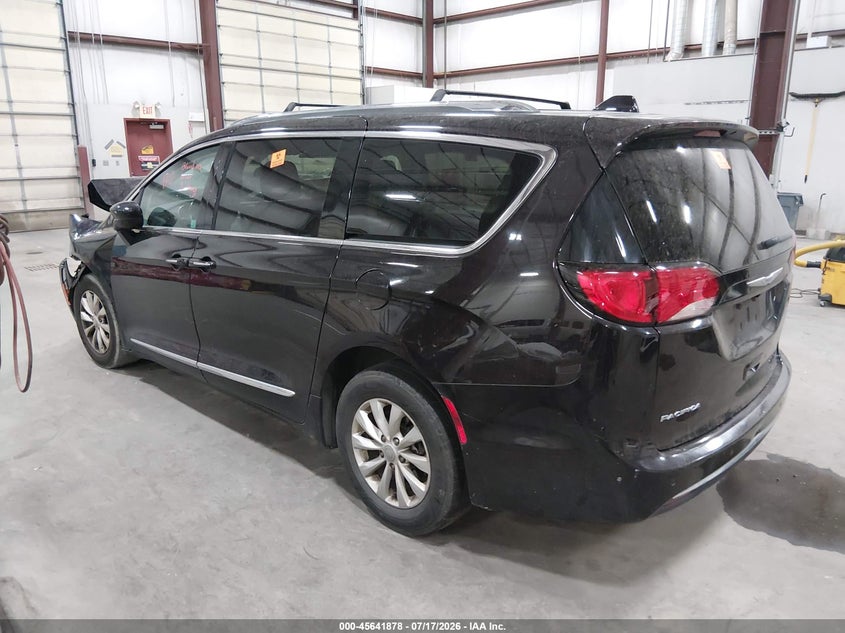 Vin: 2c4rc1bg0jr352775, lot: 46140401, chrysler pacifica touring l 20183