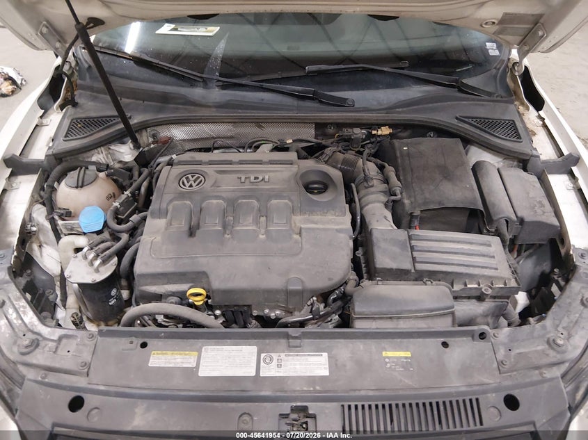 2015 Volkswagen Passat 2.0L Tdi Se VIN: 1VWBV7A35FC045466 Lot: 45641954