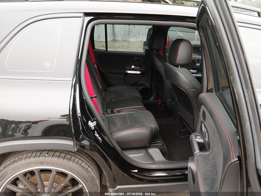 2023 MERCEDES-BENZ AMG GLB 35 auction photo 8