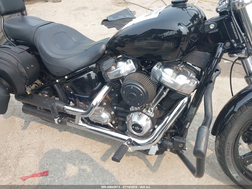 2020 HARLEY-DAVIDSON FXST auction photo 8