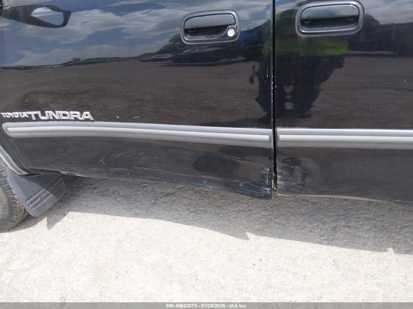 2000 Toyota Tundra Sr5 V8 VIN: 5TBRT3419YS085425 Lot: 45642073