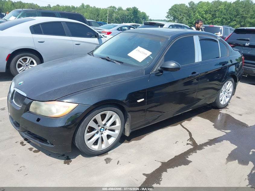 2007 BMW 328I auction photo 2