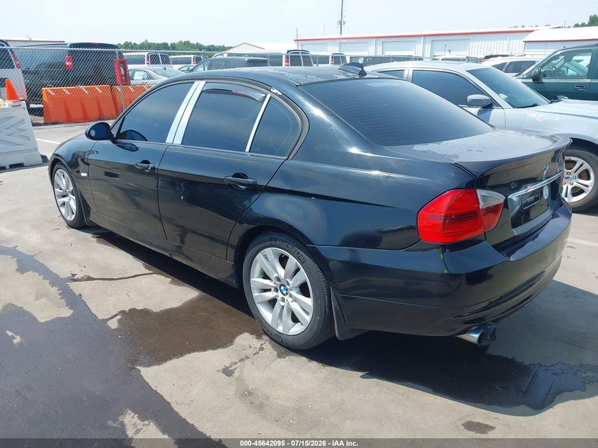2007 BMW 328I auction photo 3