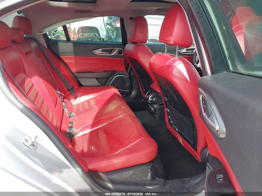 2018 ALFA ROMEO GIULIA auction photo 8