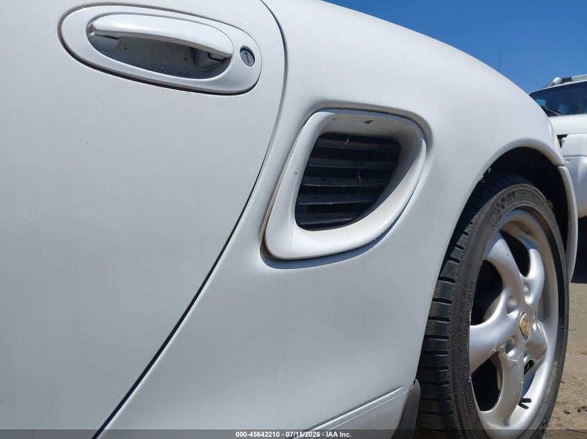 1999 Porsche Boxster VIN: WP0CA2988XU630981 Lot: 45642210