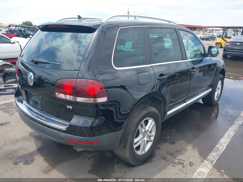2008 VOLKSWAGEN TOUAREG 2 auction photo 4