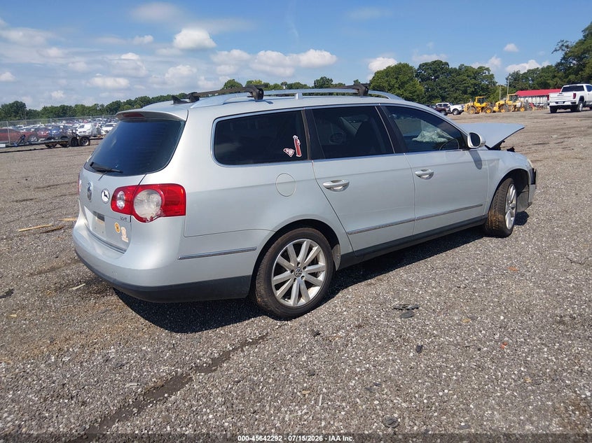 2010 Volkswagen Passat Komfort VIN: WVWXK7AN0AE066208 Lot: 45642292