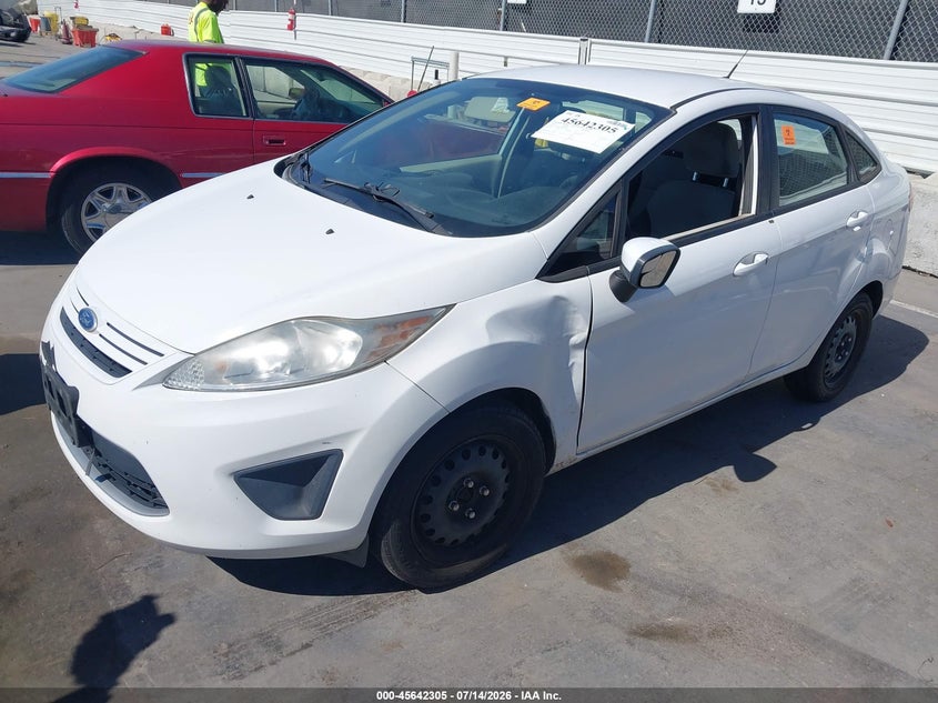 2011 Ford Fiesta S 3FADP4AJ1BM109021 photo 1
