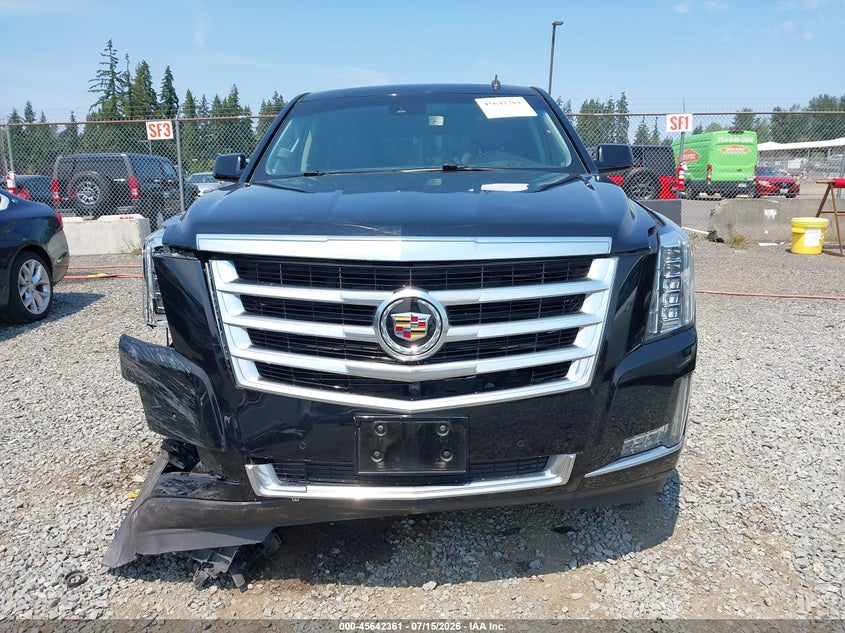 2015 Cadillac Escalade Luxury VIN: 1GYS4BKJ3FR210136 Lot: 45642361