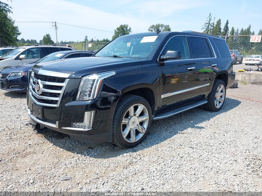 2015 Cadillac Escalade Luxury VIN: 1GYS4BKJ3FR210136 Lot: 45642361