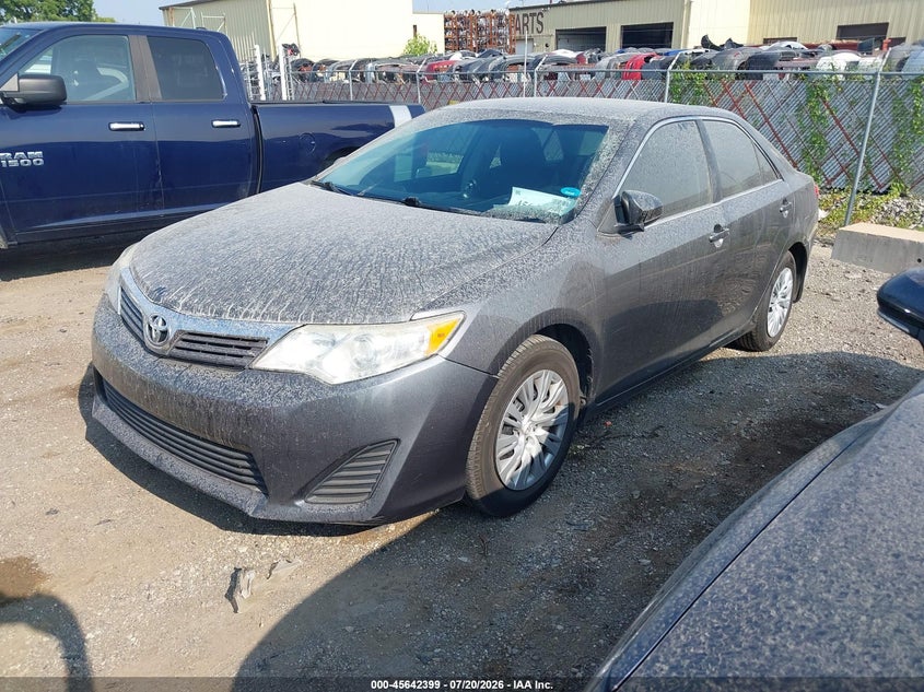 2013 Toyota Camry, Right Rear, IAAI, VIN 4T1BF1FK2DU673954 — photo 2