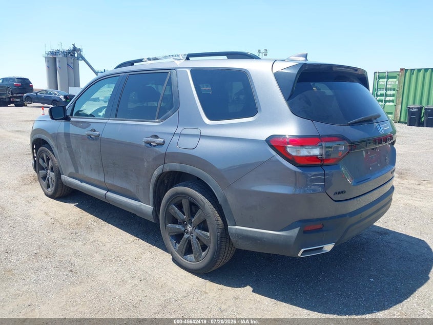 2025 HONDA PILOT auction photo 3