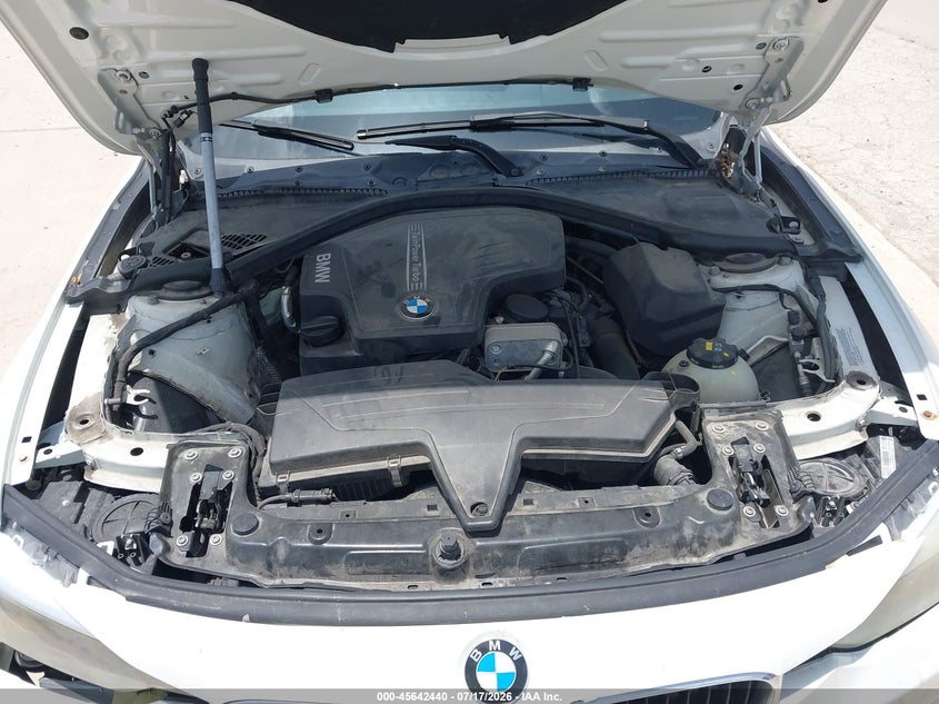 2015 BMW 328I xDrive VIN: WBA3B5G53FNS17119 Lot: 45642440
