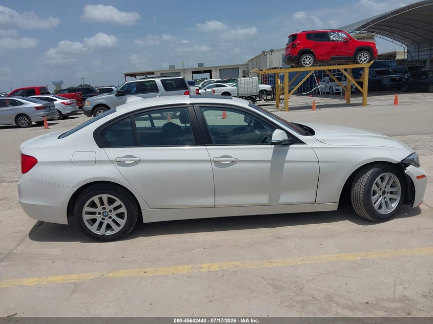 2015 BMW 328I xDrive VIN: WBA3B5G53FNS17119 Lot: 45642440