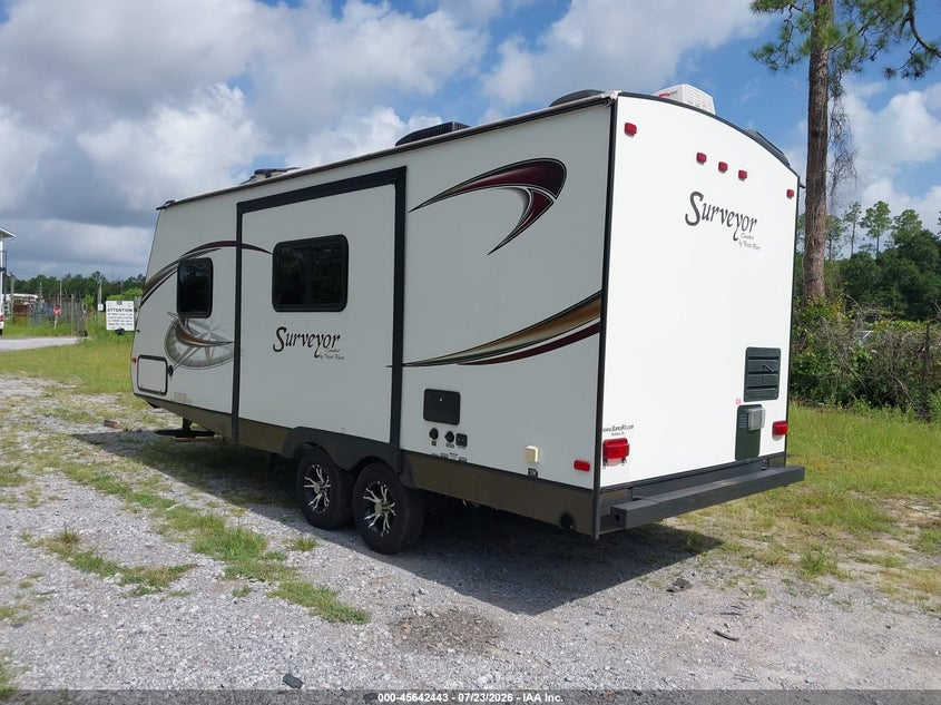 2014 FOREST RIVER SURVEYOR auction photo 3