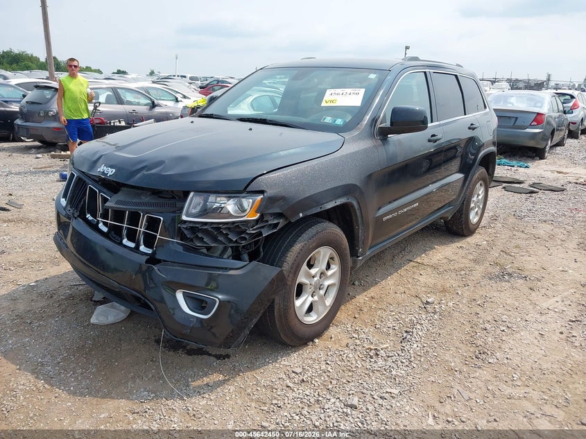 2014 Jeep Grand Cherokee Laredo, Left Front, IAAI, VIN 1C4RJFAG8EC126406 — photo 2