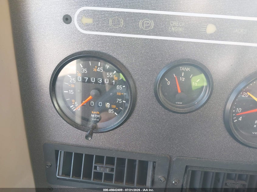 1992 CHEVROLET P30 auction photo 7