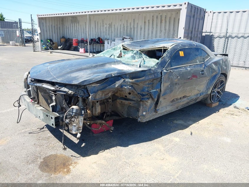 2010 Chevrolet Camaro, Rollover, IAAI, VIN 2G1FT1EW4A9126589 — photo 2