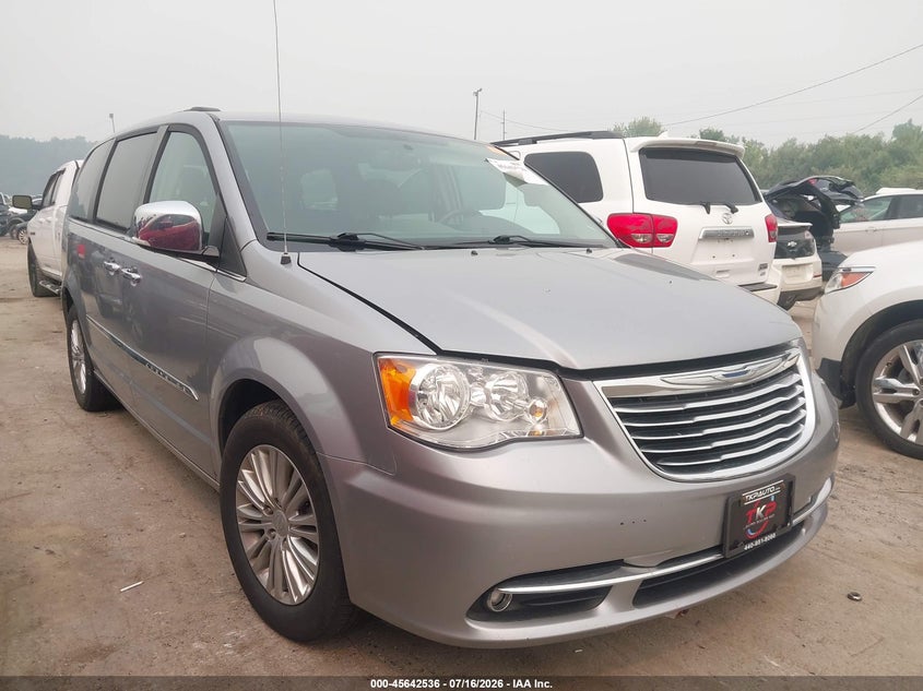 2015 Chrysler Town & Country Touring-L VIN: 2C4RC1CG0FR610301 Lot: 45642536
