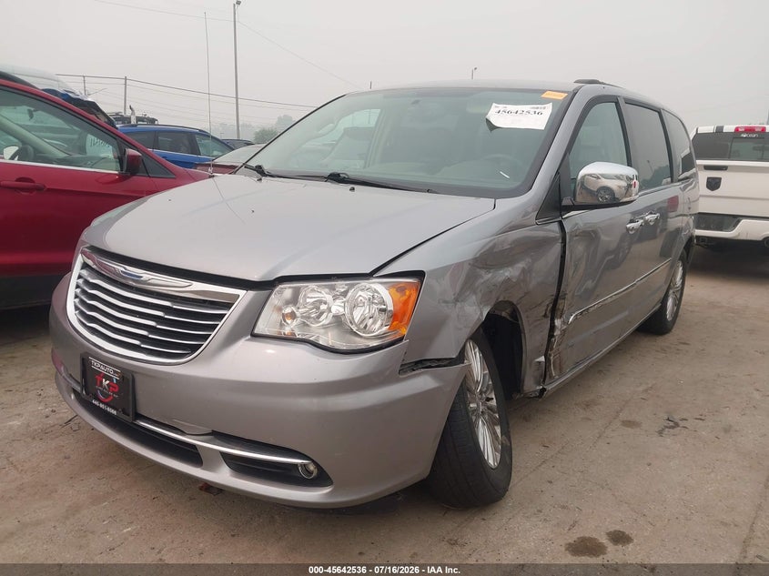 2015 Chrysler Town & Country Touring-L VIN: 2C4RC1CG0FR610301 Lot: 45642536